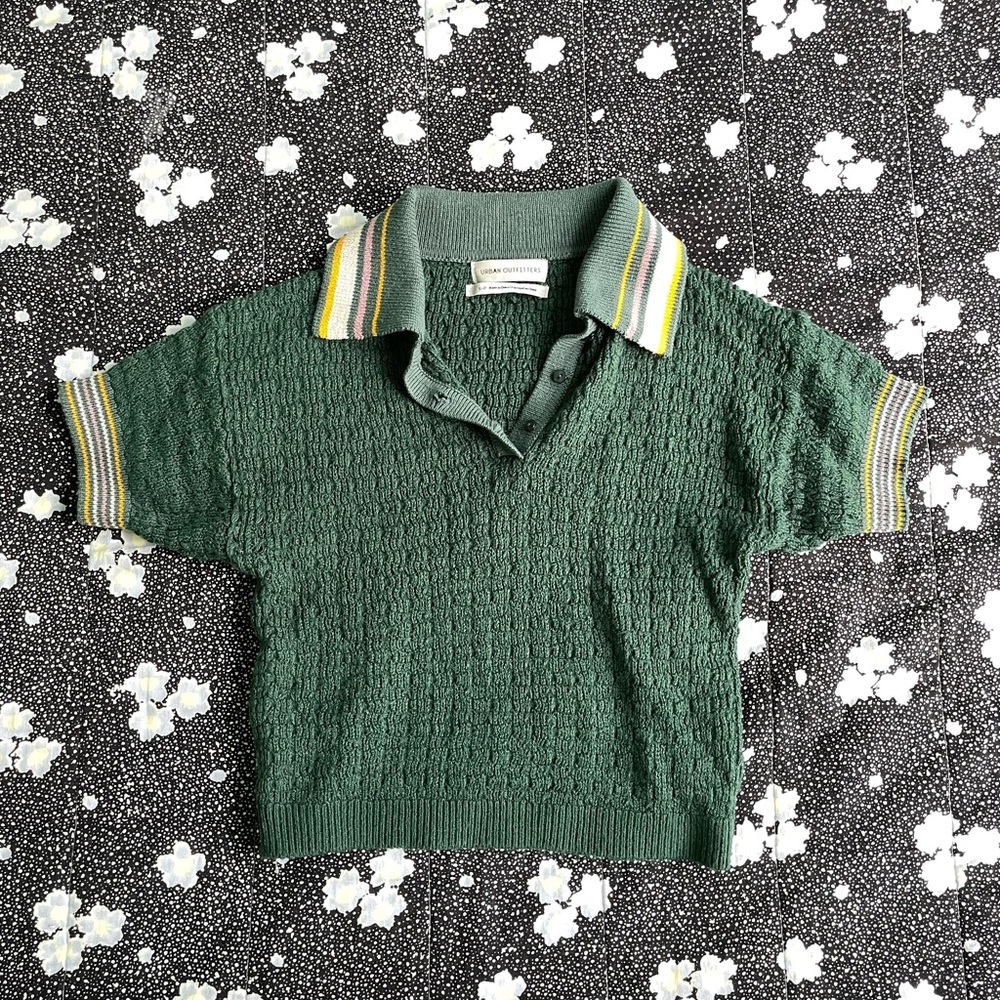Knit short sleeve top with collar